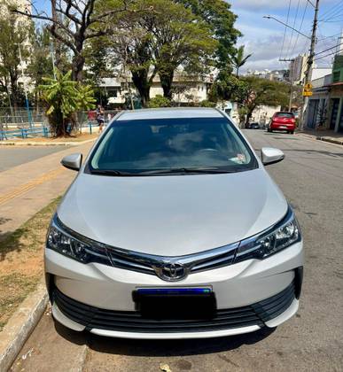 TOYOTA COROLLA 1.8 GLI 16V FLEX 4P AUTOMÁTICO